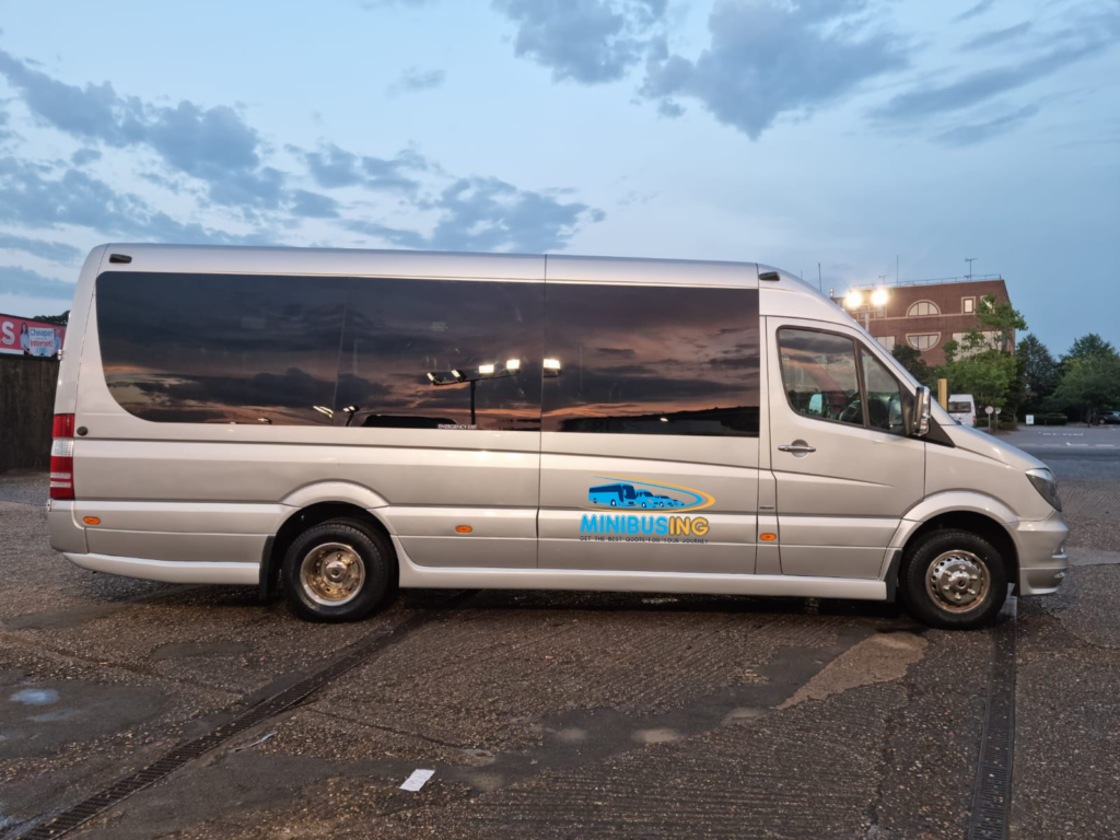 Coach Hire Bournemouth, Stonehenge minibus hire from Dorset for group travel